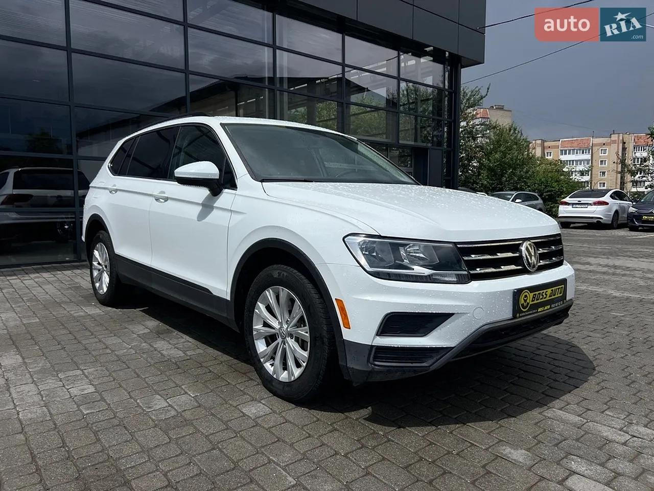 2017 Volkswagen Tiguan - мініатюра 20