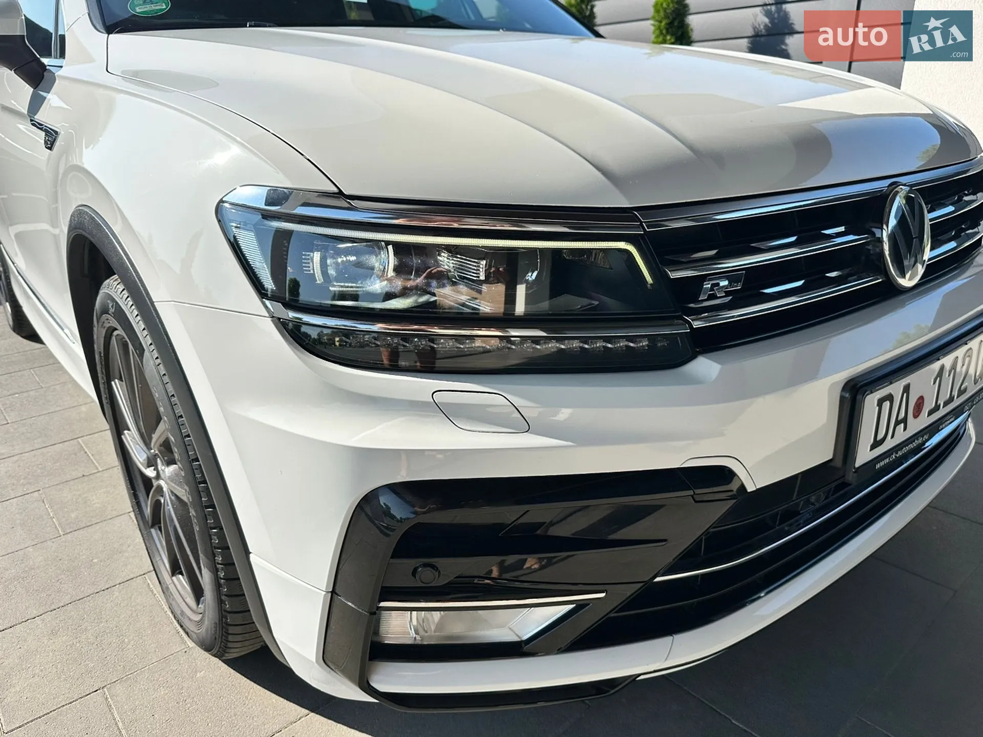 2017 Volkswagen Tiguan - мініатюра 33
