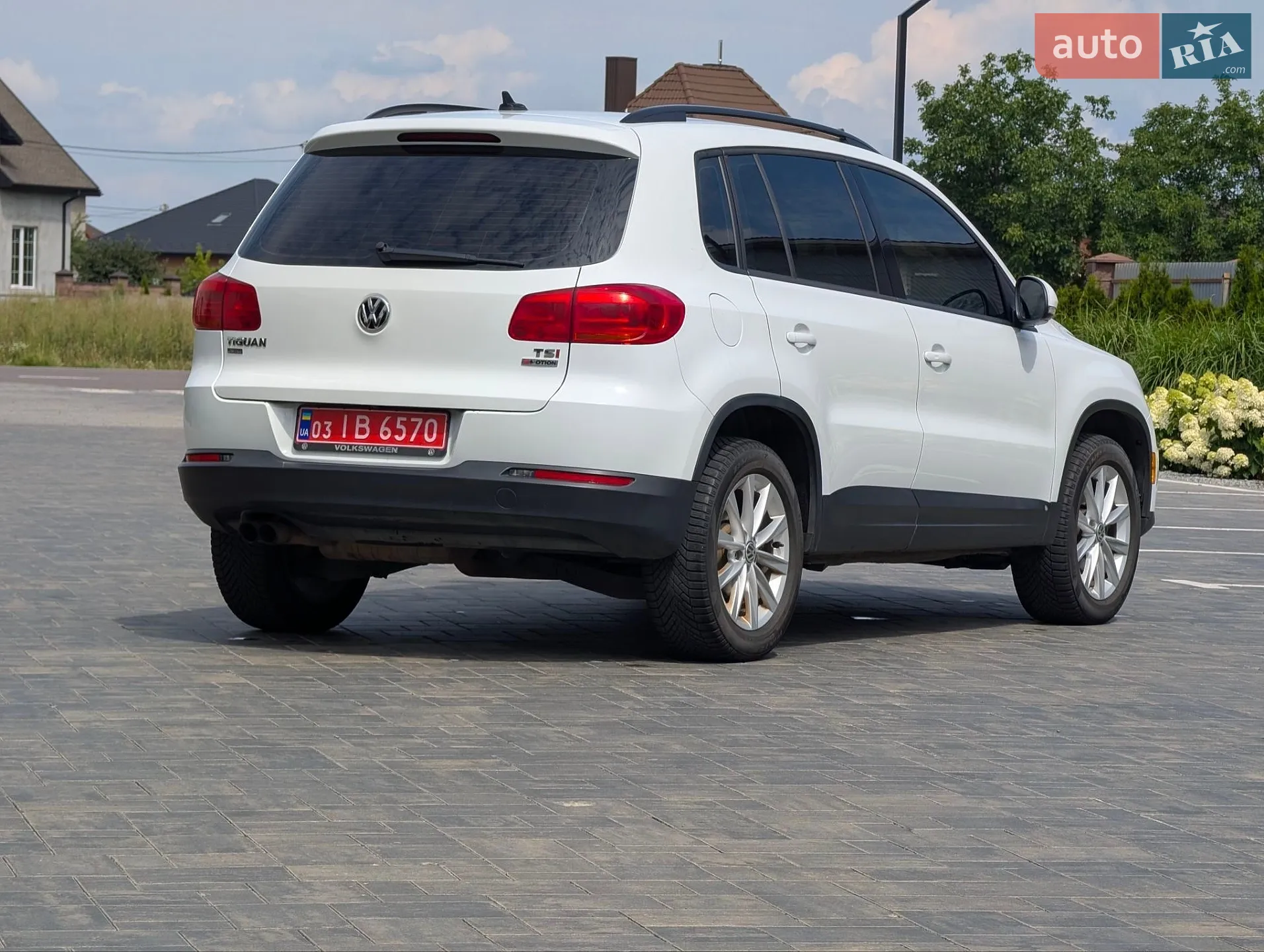 2017 Volkswagen Tiguan - мініатюра 13