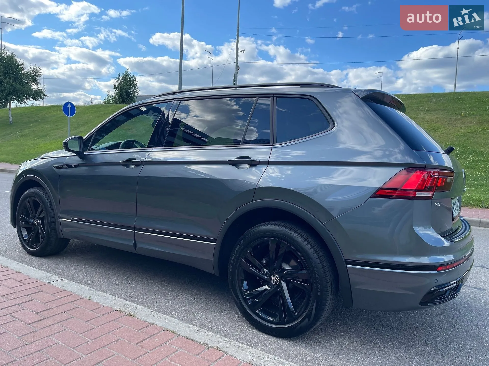 2023 Volkswagen Tiguan - мініатюра 18