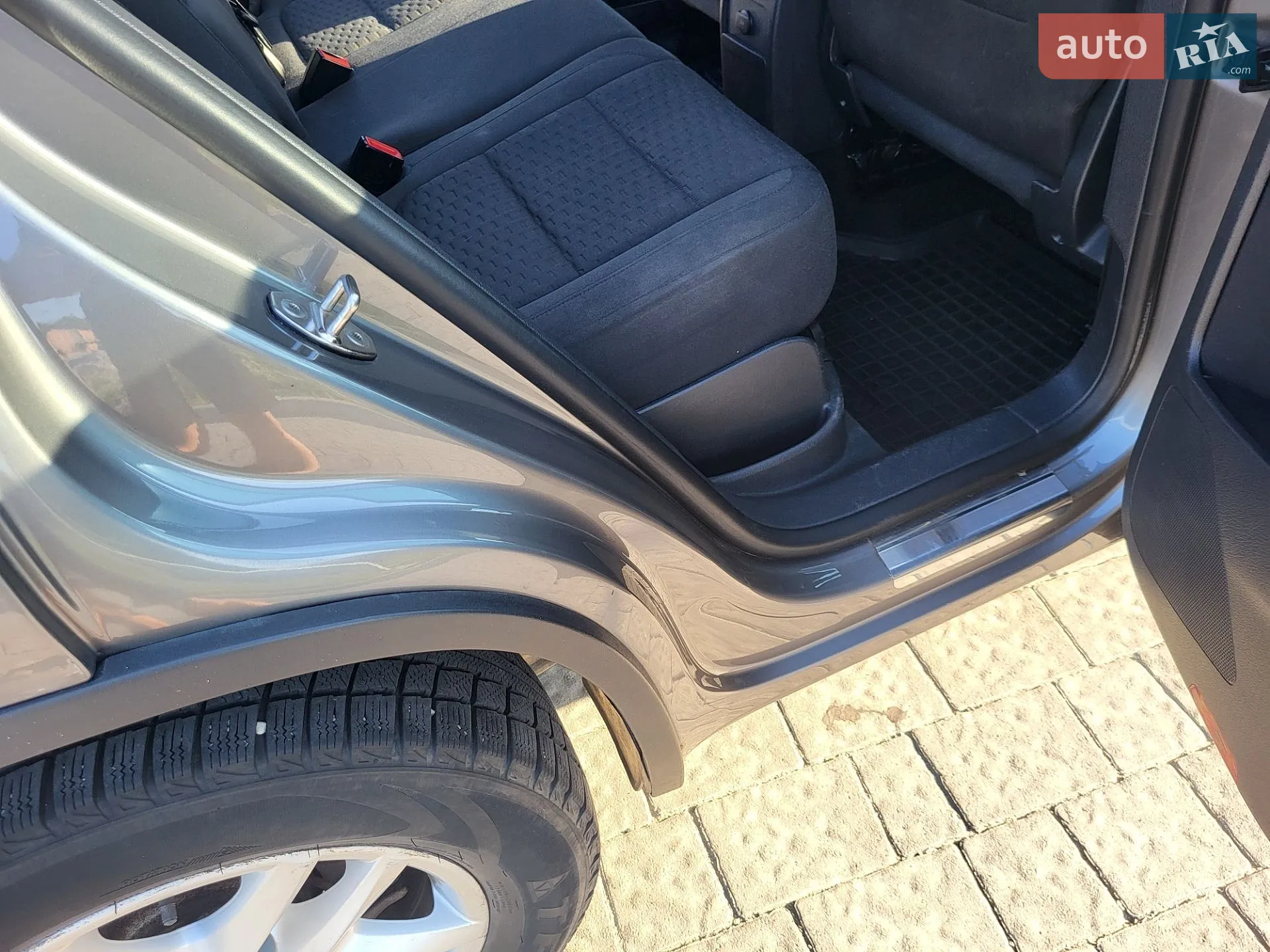 2010 Volkswagen Tiguan - мініатюра 13
