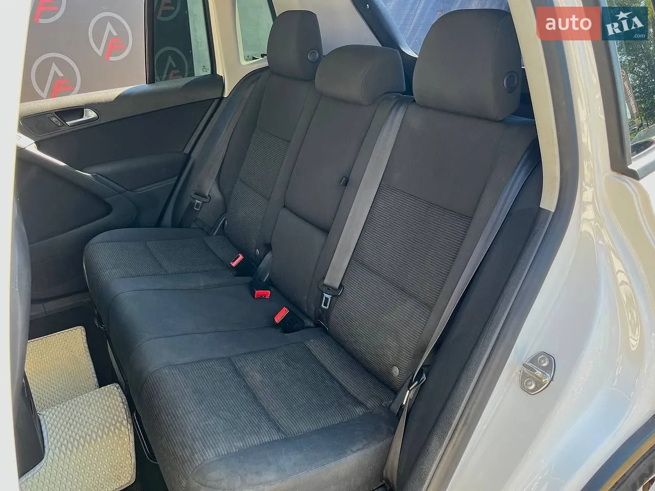 2012 Volkswagen Tiguan - мініатюра 13