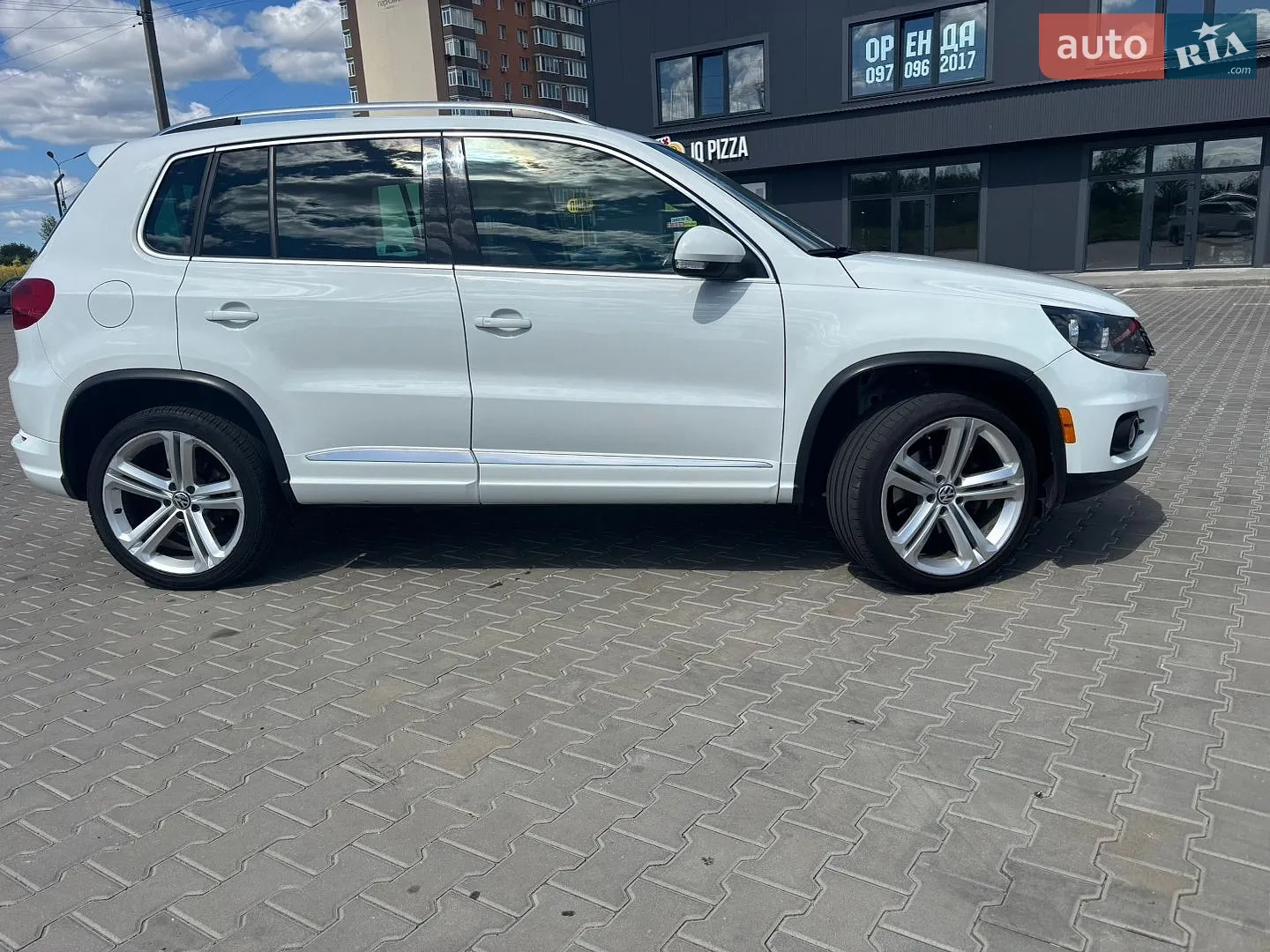 2016 Volkswagen Tiguan - мініатюра 9