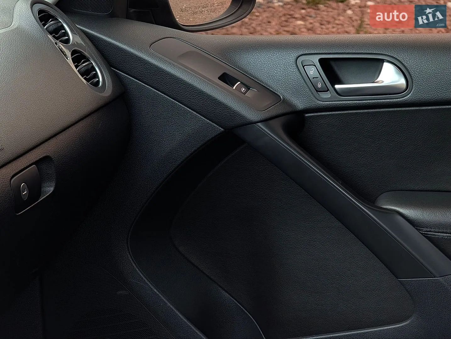 2014 Volkswagen Tiguan - мініатюра 31