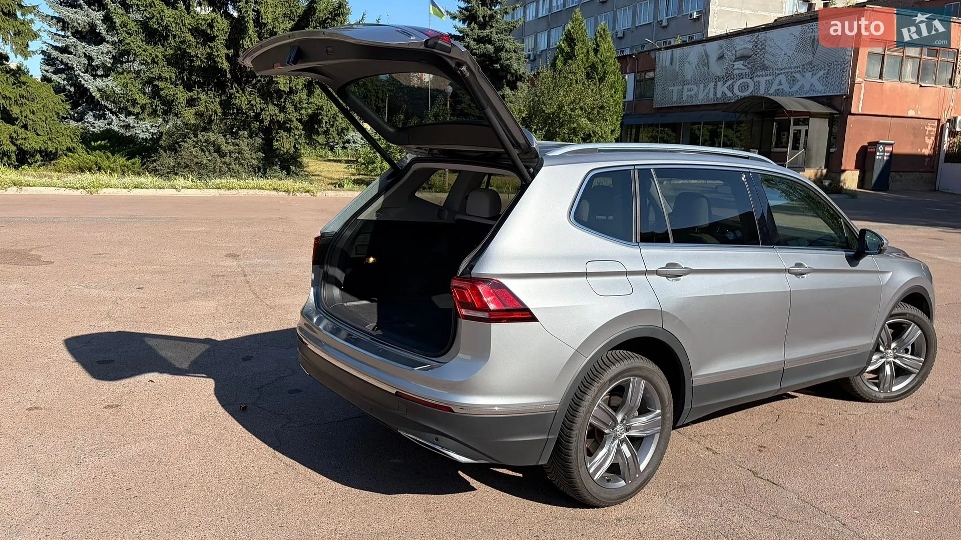 2019 Volkswagen Tiguan - мініатюра 8