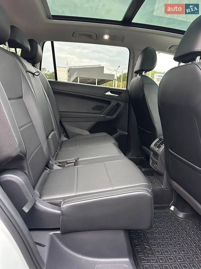 2018 Volkswagen Tiguan - мініатюра 35