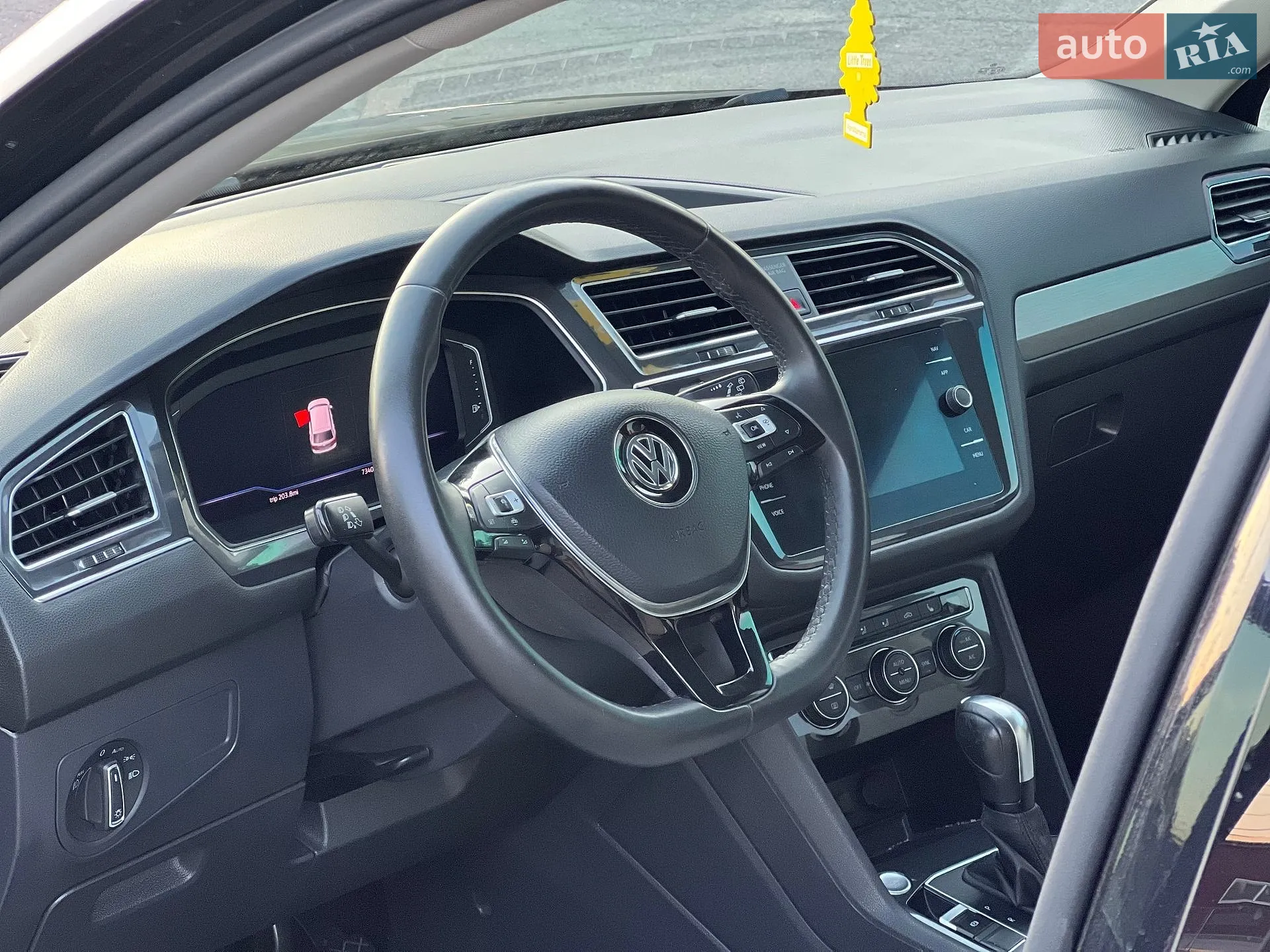 2020 Volkswagen Tiguan - мініатюра 11
