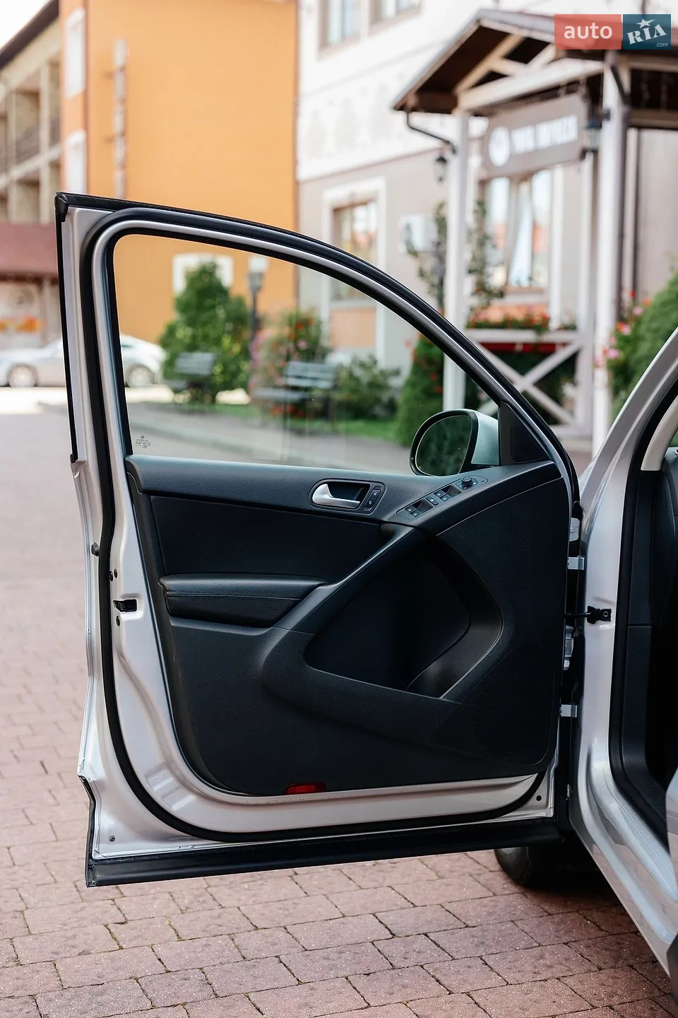 2015 Volkswagen Tiguan - мініатюра 17