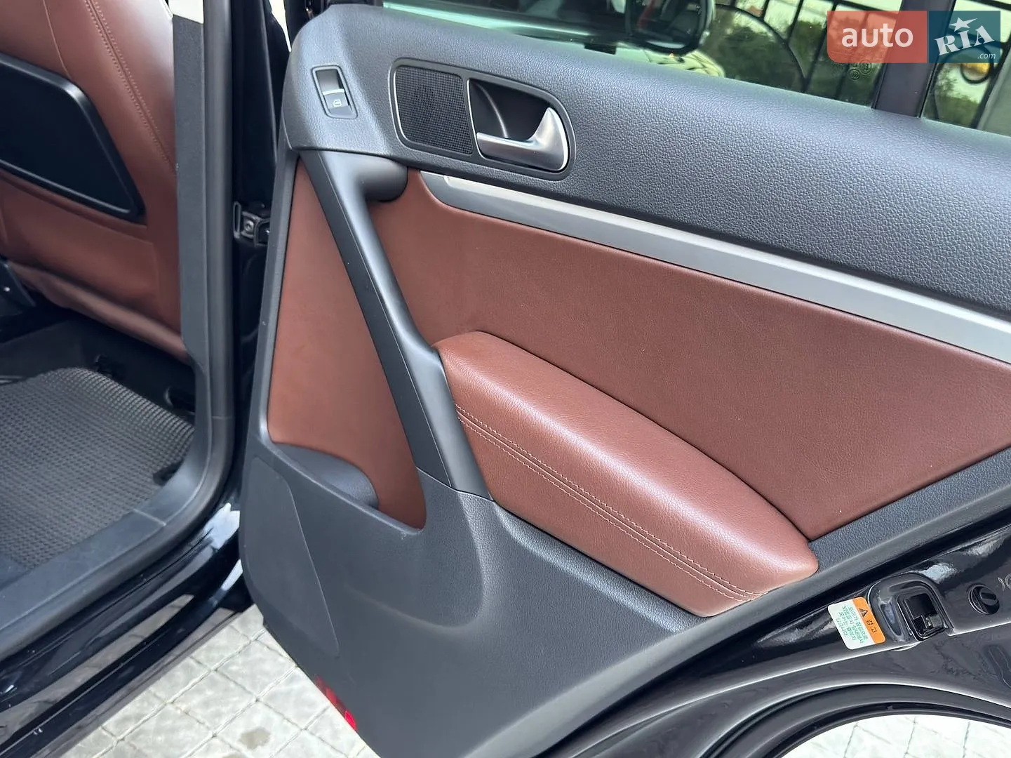 2014 Volkswagen Tiguan - мініатюра 27