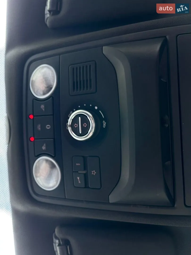2014 Volkswagen Tiguan - мініатюра 31