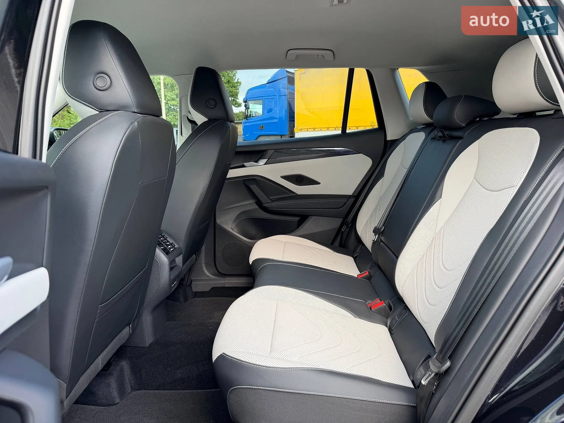 2025 Volkswagen Tiguan - мініатюра 32