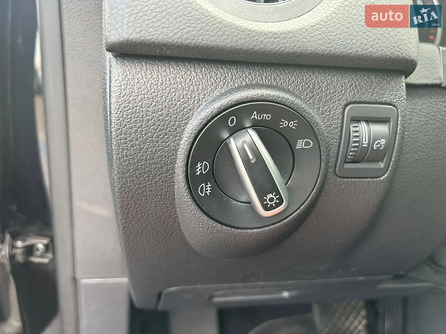 2013 Volkswagen Tiguan - мініатюра 44