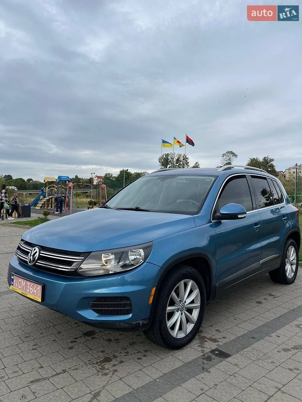 2017 Volkswagen Tiguan - мініатюра 4