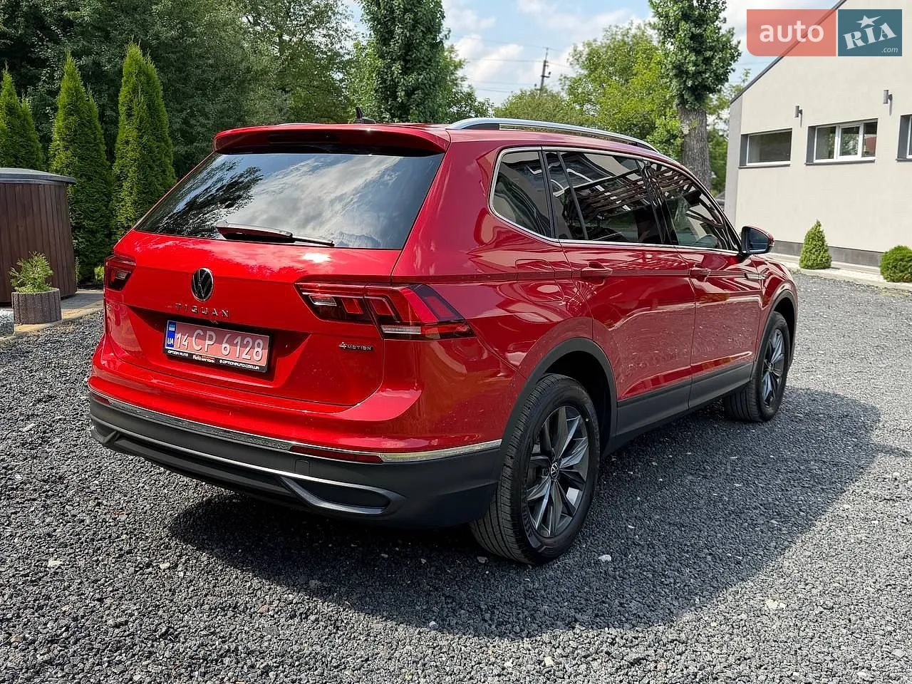 2022 Volkswagen Tiguan - мініатюра 11