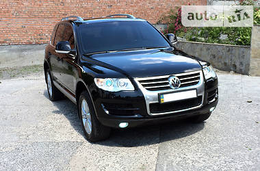 Внедорожник / Кроссовер Volkswagen Touareg 2008 в Хмельницком