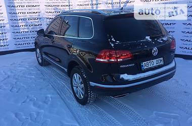 Внедорожник / Кроссовер Volkswagen Touareg 2016 в Киеве