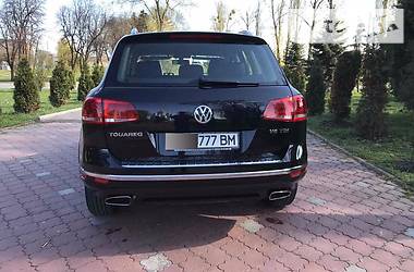 Позашляховик / Кросовер Volkswagen Touareg 2016 в Вінниці