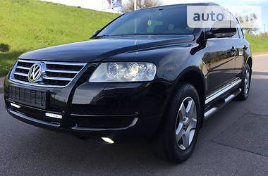 Внедорожник / Кроссовер Volkswagen Touareg 2005 в Киеве