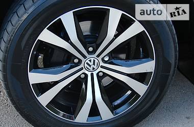 Внедорожник / Кроссовер Volkswagen Touareg 2009 в Ровно