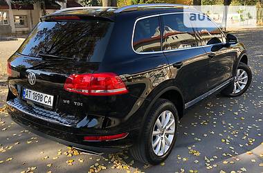 Внедорожник / Кроссовер Volkswagen Touareg 2012 в Тернополе