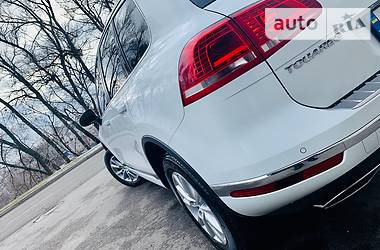 Внедорожник / Кроссовер Volkswagen Touareg 2018 в Киеве