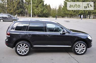 Внедорожник / Кроссовер Volkswagen Touareg 2007 в 