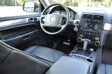 Внедорожник / Кроссовер Volkswagen Touareg 2007 в 