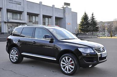 Внедорожник / Кроссовер Volkswagen Touareg 2007 в 