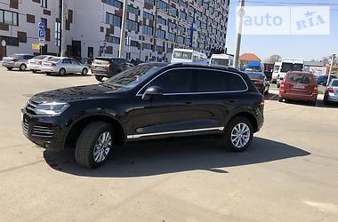 Внедорожник / Кроссовер Volkswagen Touareg 2013 в Николаеве