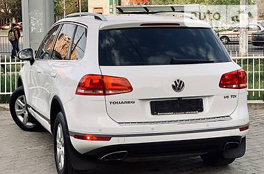 Внедорожник / Кроссовер Volkswagen Touareg 2015 в Одессе