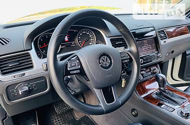 Внедорожник / Кроссовер Volkswagen Touareg 2011 в Одессе