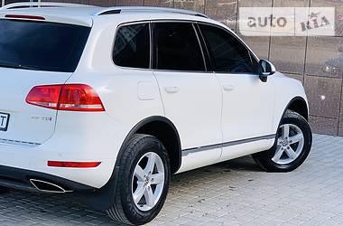 Внедорожник / Кроссовер Volkswagen Touareg 2011 в Одессе