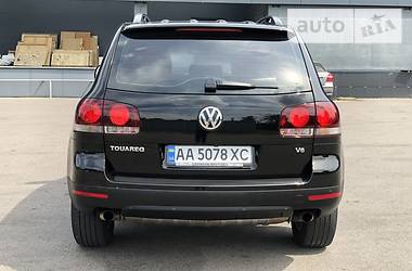 Внедорожник / Кроссовер Volkswagen Touareg 2008 в Киеве