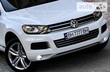 Внедорожник / Кроссовер Volkswagen Touareg 2013 в Одессе