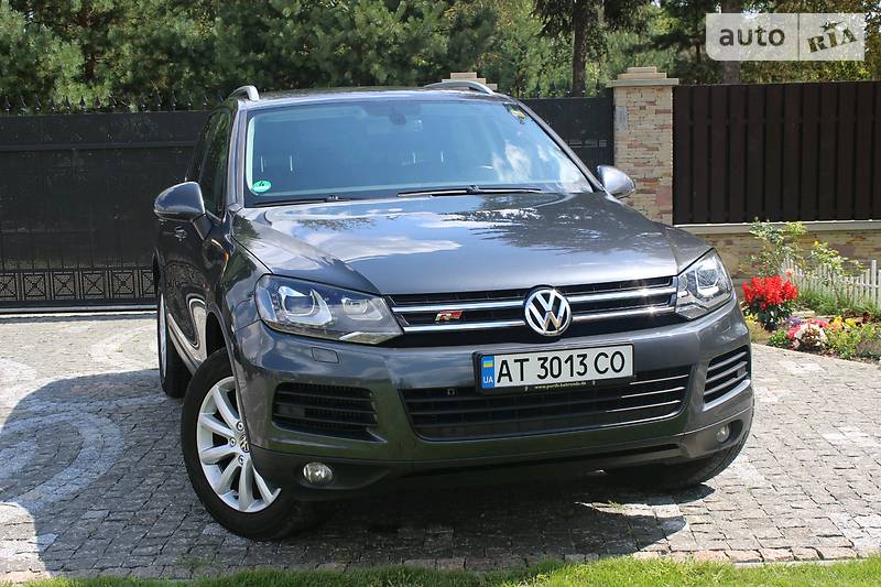 Внедорожник / Кроссовер Volkswagen Touareg 2012 в Калуше