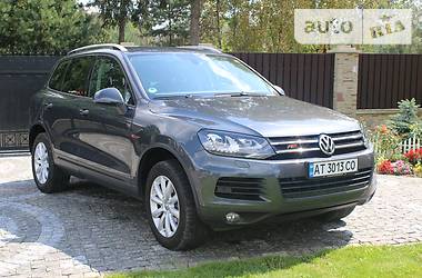 Внедорожник / Кроссовер Volkswagen Touareg 2012 в Калуше