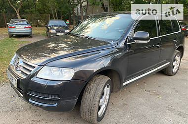 Внедорожник / Кроссовер Volkswagen Touareg 2005 в Киеве