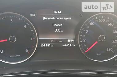 Внедорожник / Кроссовер Volkswagen Touareg 2013 в Кривом Роге