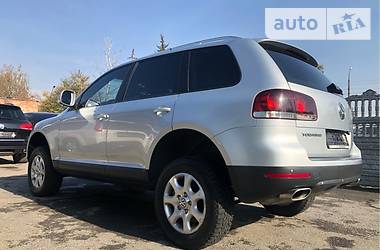 Позашляховик / Кросовер Volkswagen Touareg 2007 в 