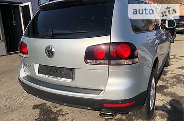 Позашляховик / Кросовер Volkswagen Touareg 2007 в 
