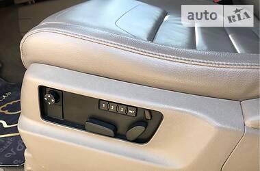 Позашляховик / Кросовер Volkswagen Touareg 2007 в 