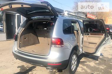 Позашляховик / Кросовер Volkswagen Touareg 2007 в 