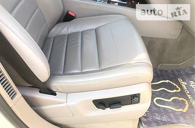 Позашляховик / Кросовер Volkswagen Touareg 2007 в 