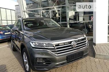 Внедорожник / Кроссовер Volkswagen Touareg 2019 в Черновцах