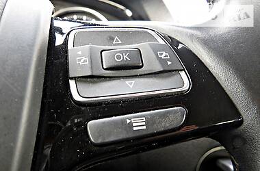 Позашляховик / Кросовер Volkswagen Touareg 2013 в 