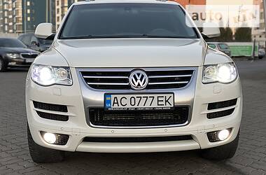 Позашляховик / Кросовер Volkswagen Touareg 2008 в Луцьку