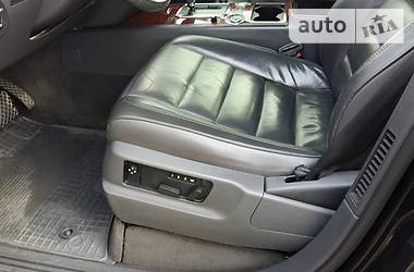 Позашляховик / Кросовер Volkswagen Touareg 2006 в Чернівцях