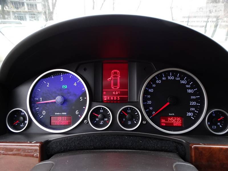 Позашляховик / Кросовер Volkswagen Touareg 2007 в Дніпрі