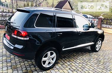 Позашляховик / Кросовер Volkswagen Touareg 2008 в 