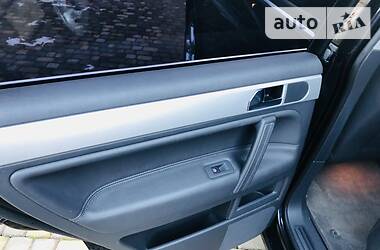 Позашляховик / Кросовер Volkswagen Touareg 2008 в 